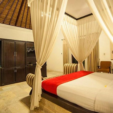 Hillstone Uluwatu Villa Унгасан Экстерьер фото