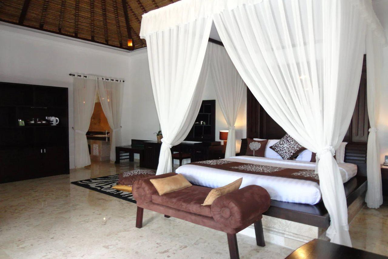 Hillstone Uluwatu Villa Унгасан Экстерьер фото